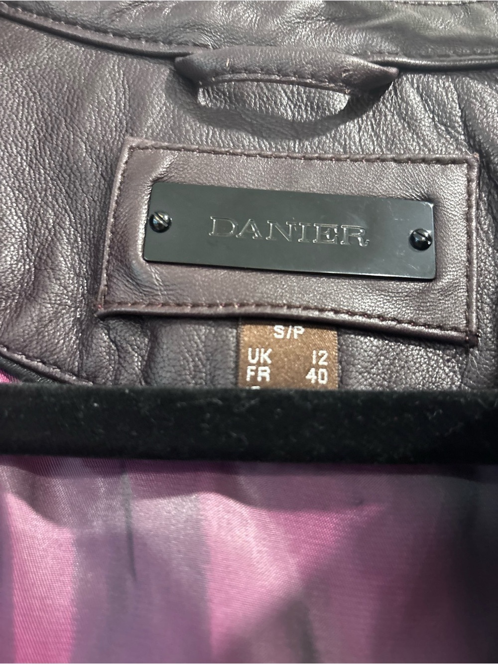 Danier women’s genuine leather moto jacket dark eggplant purple quilted zip S - Picture 9 of 13